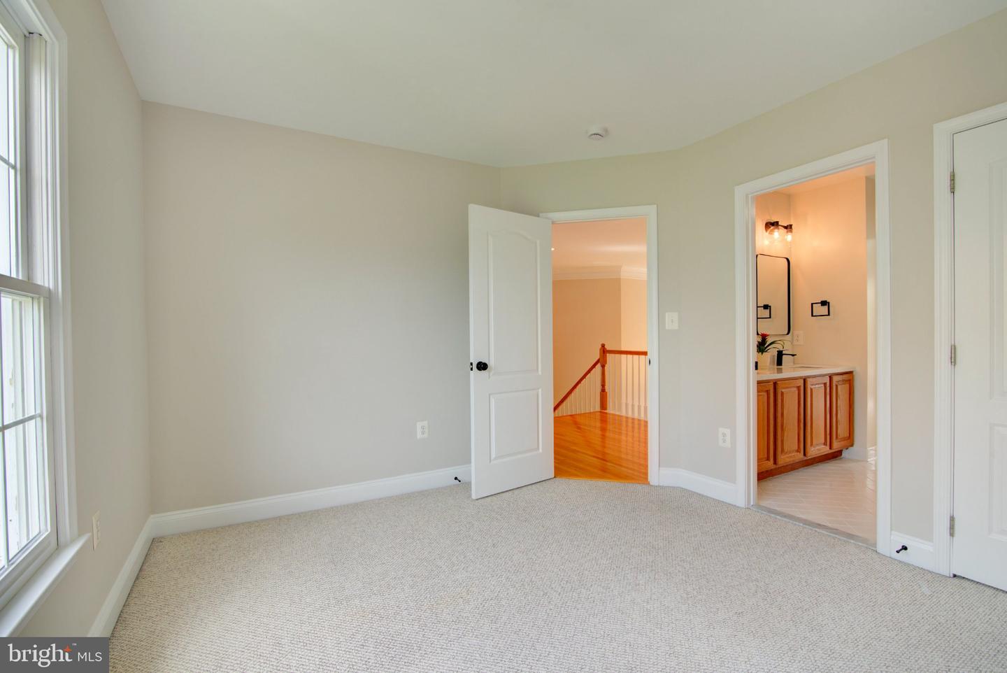 43242 Mission Hills Way Property Photo 15