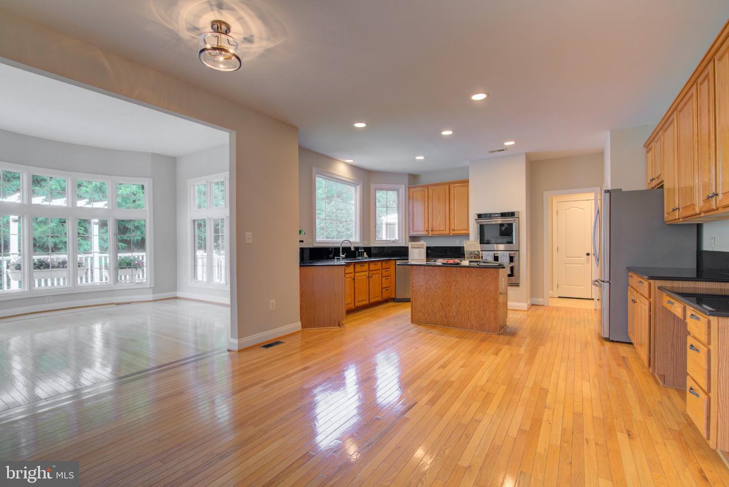 43242 Mission Hills Way Property Photo 32