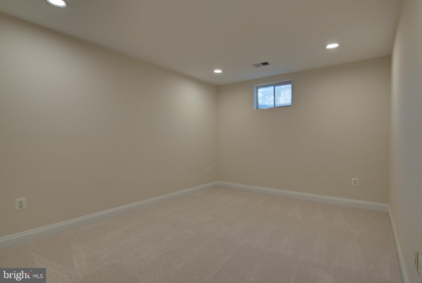 43242 Mission Hills Way Property Photo 45