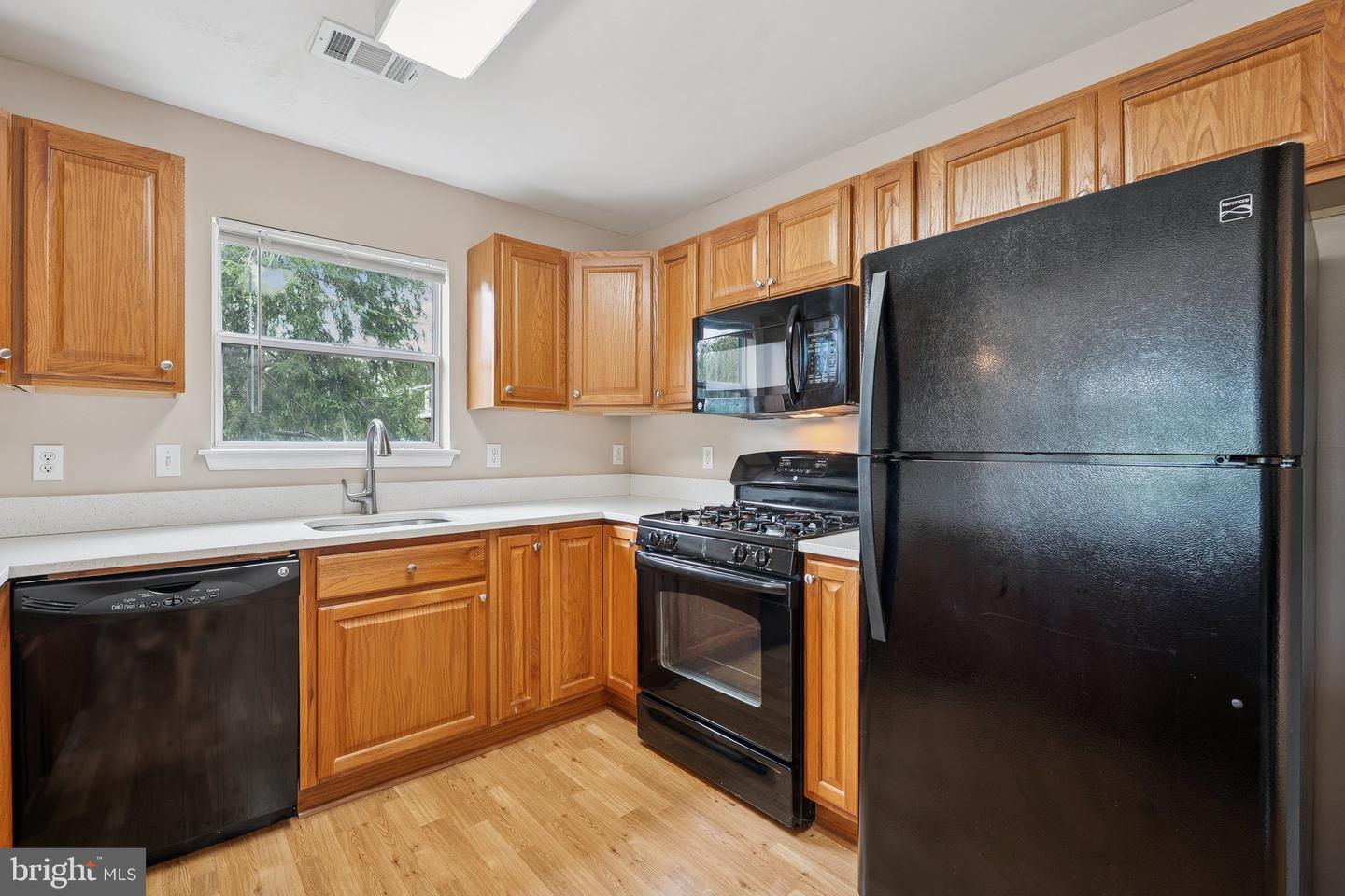20590 Cornstalk Ter #202 Property Photo 11