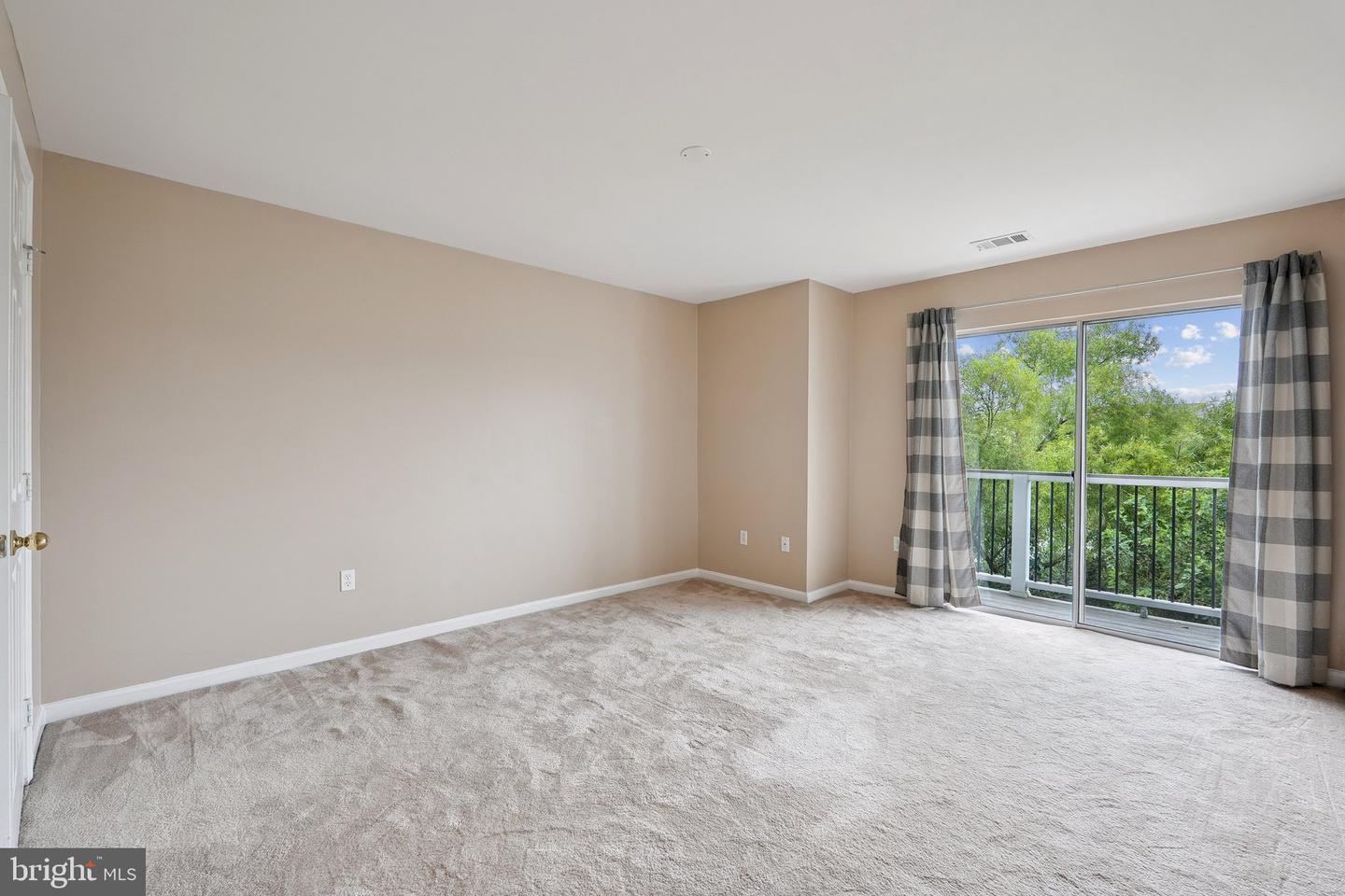 20590 Cornstalk Ter #202 Property Photo 14