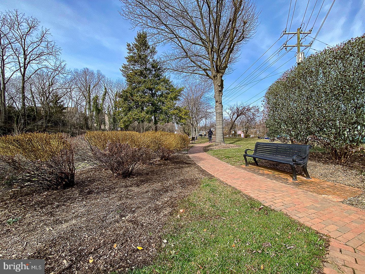 219 Foxborough Dr Sw Property Photo 63