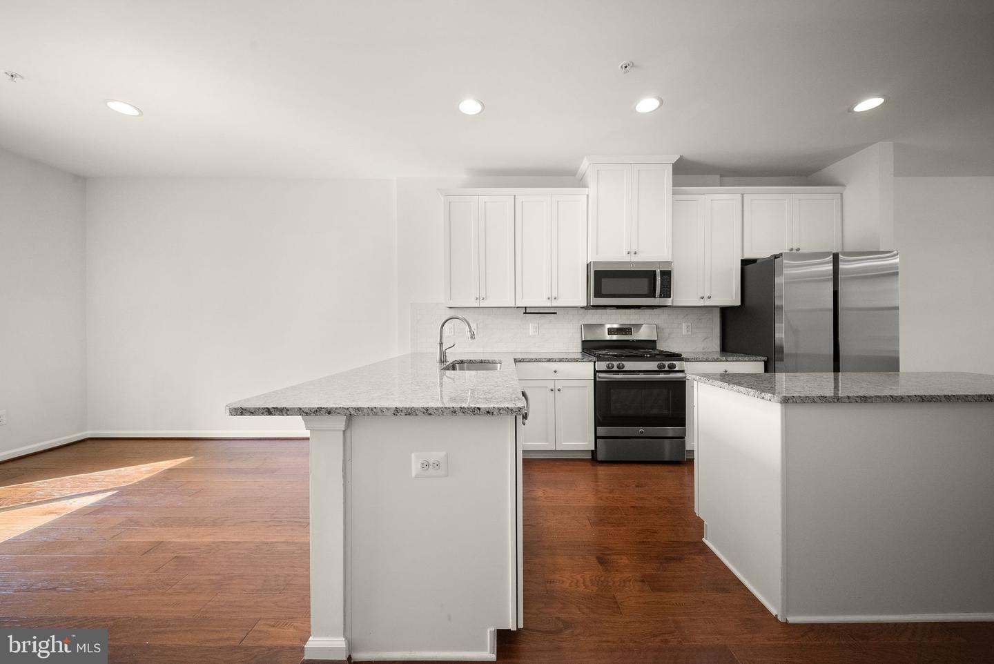 43407 Southland St Property Photo 5