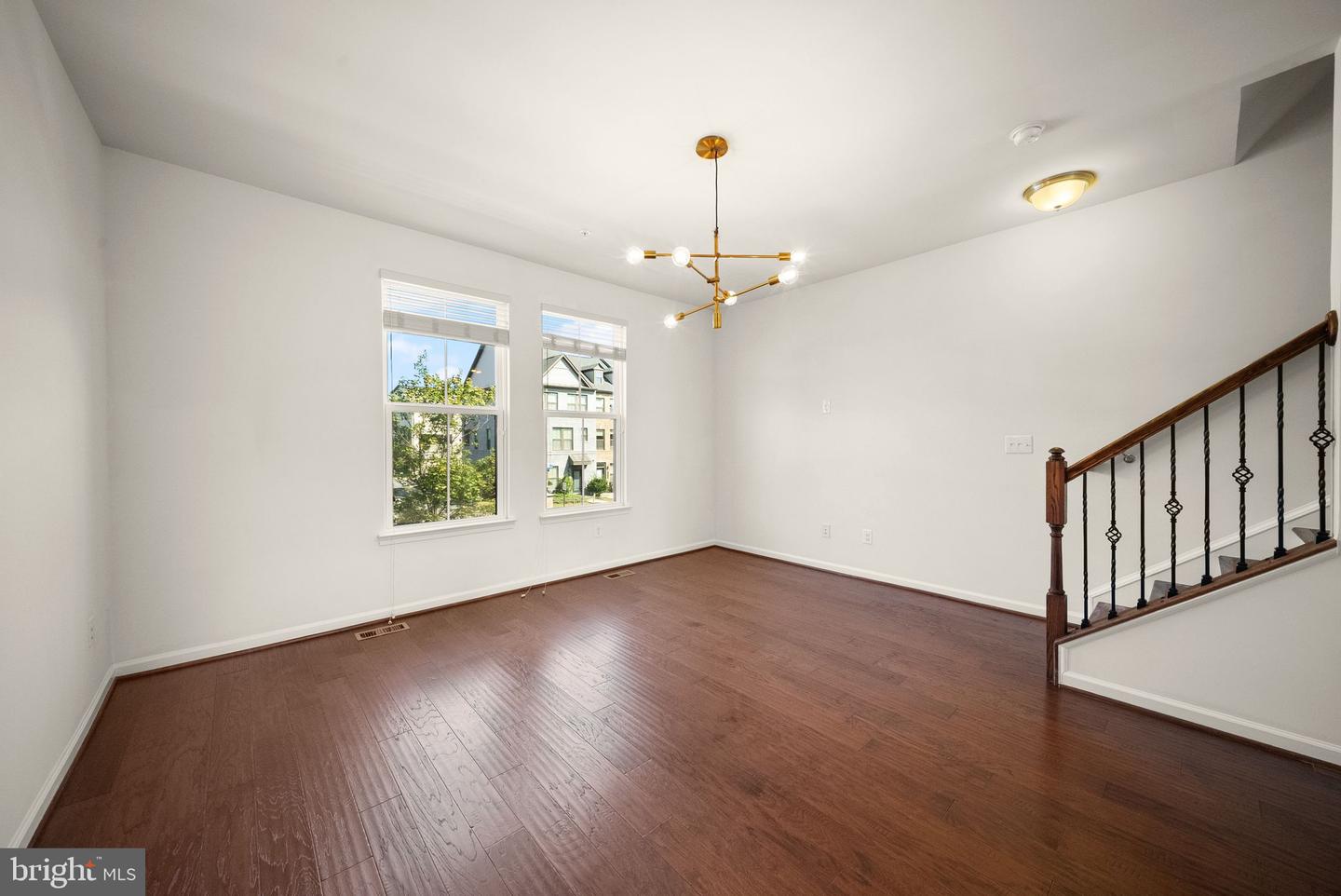 43407 Southland St Property Photo 11