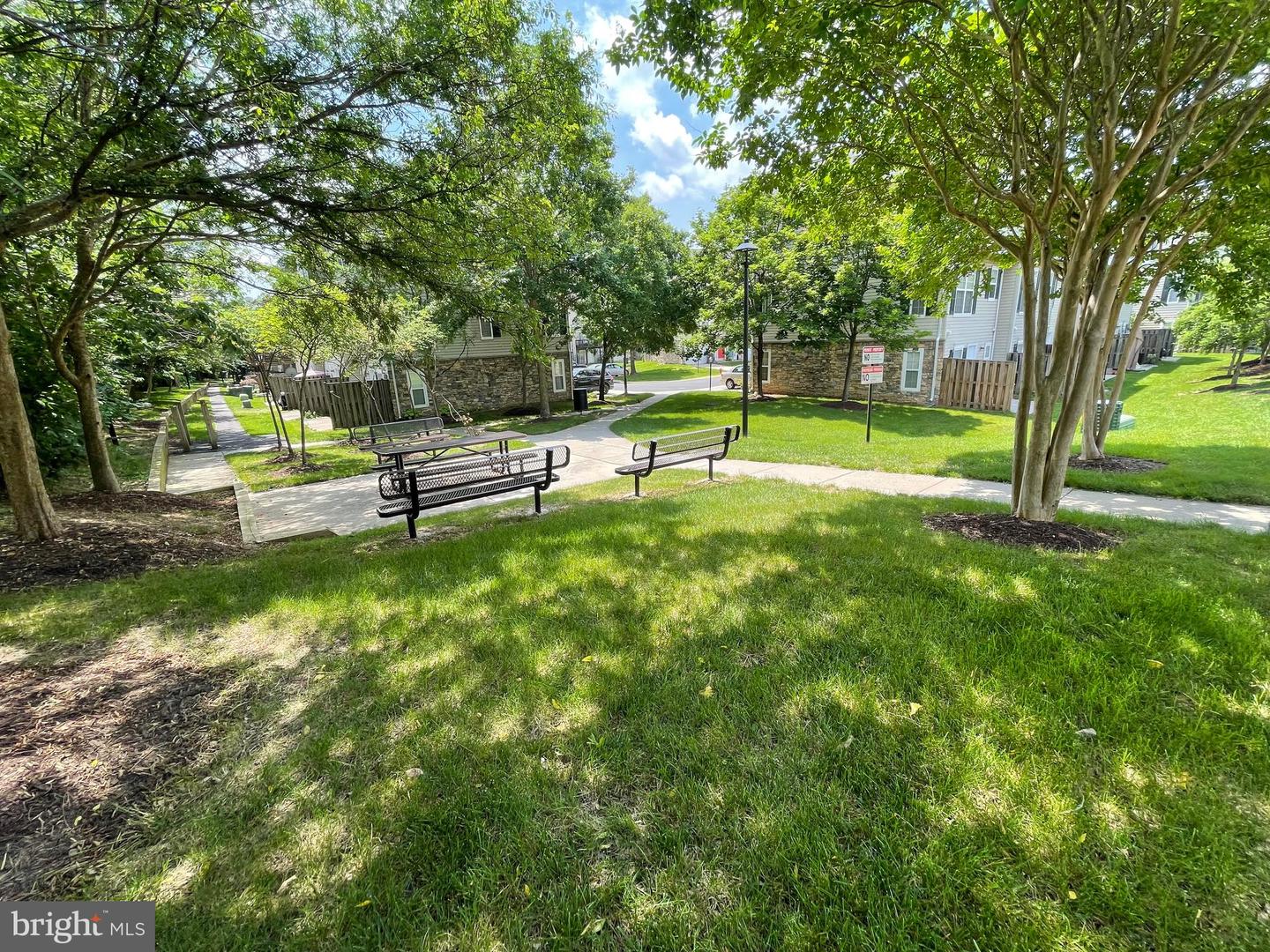 23052 Fontwell Sq Property Photo 46