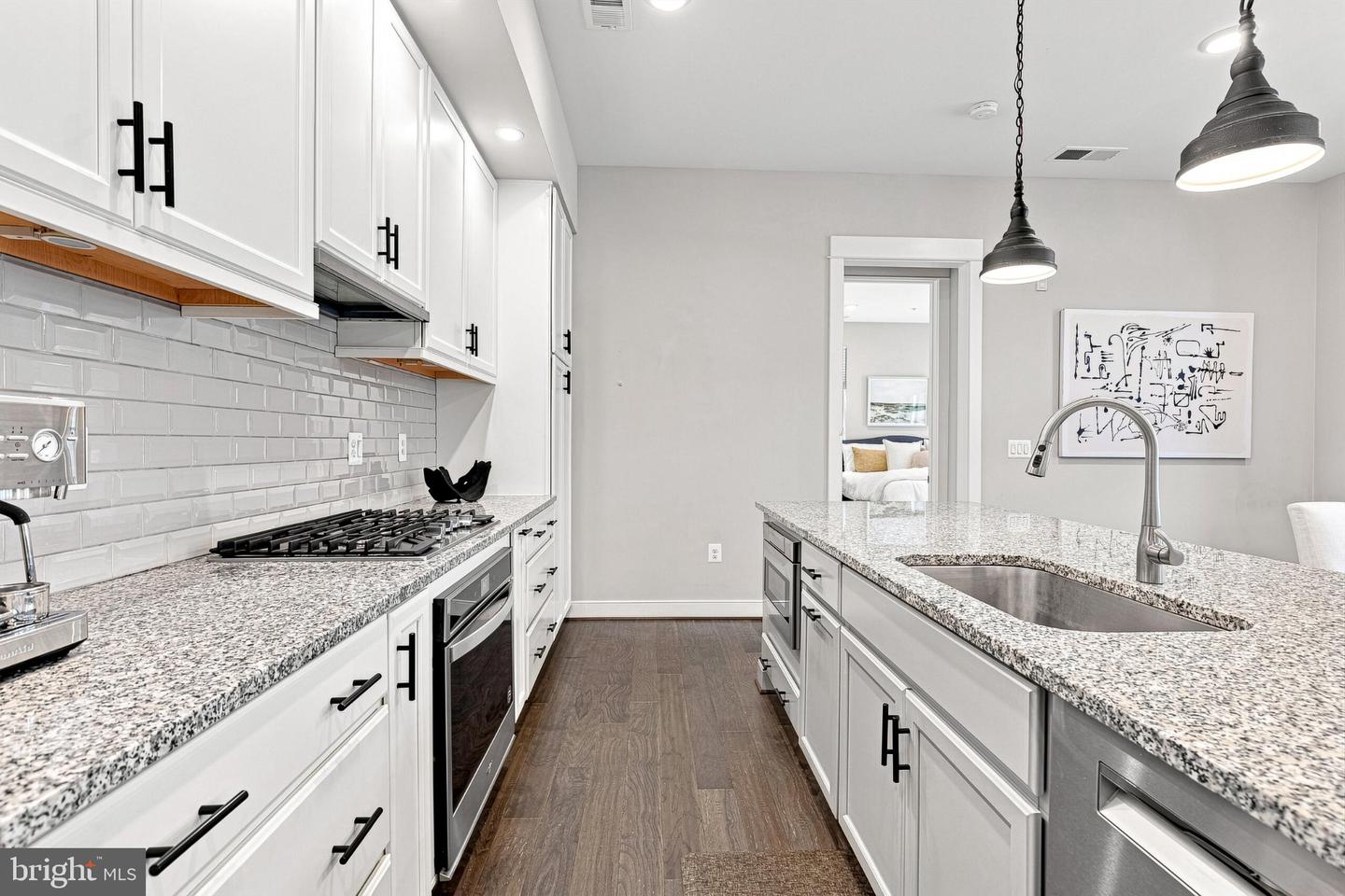 5 Stationmaster St Se #200 Property Photo 14