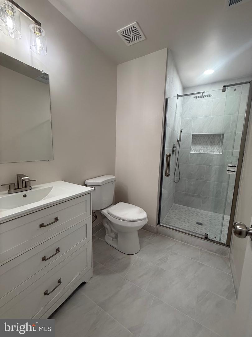 22905 Benson Ter Property Photo 7