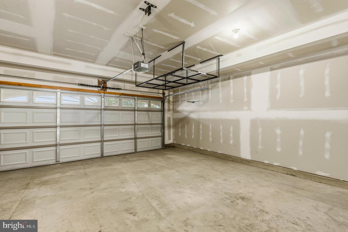 22462 Cambridgeport Sq Property Photo 42