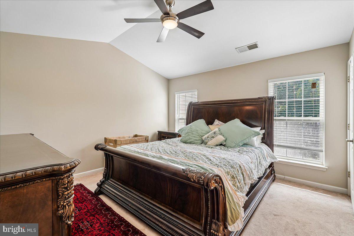 45855 Debhill Ter Property Photo 19