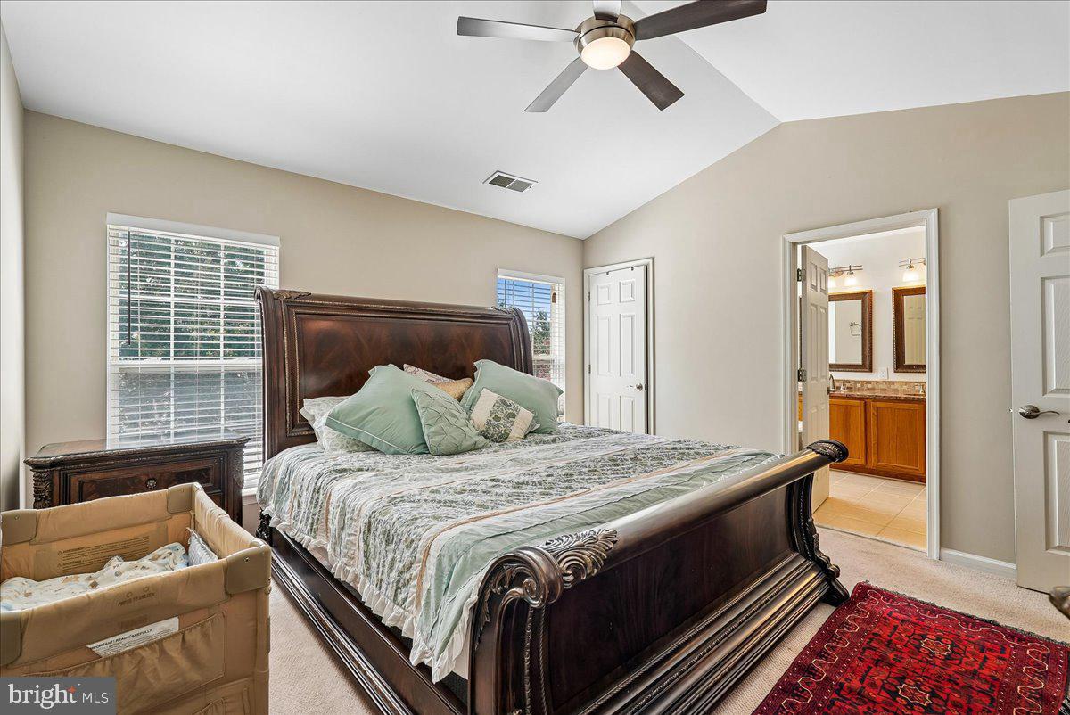 45855 Debhill Ter Property Photo 21