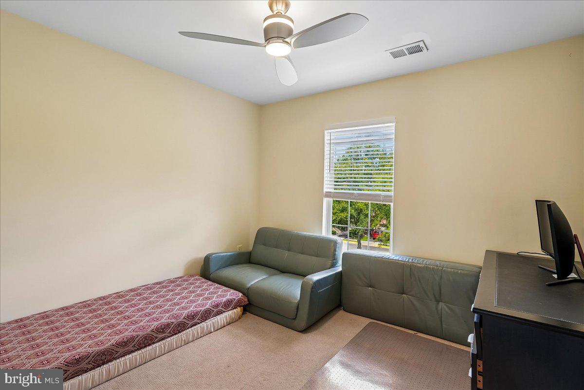 45855 Debhill Ter Property Photo 25