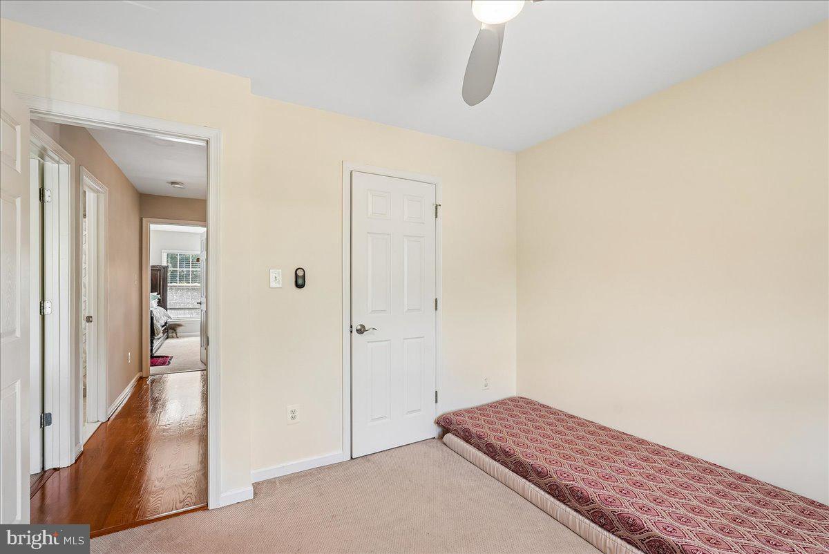 45855 Debhill Ter Property Photo 27