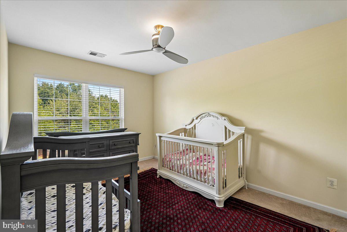 45855 Debhill Ter Property Photo 28