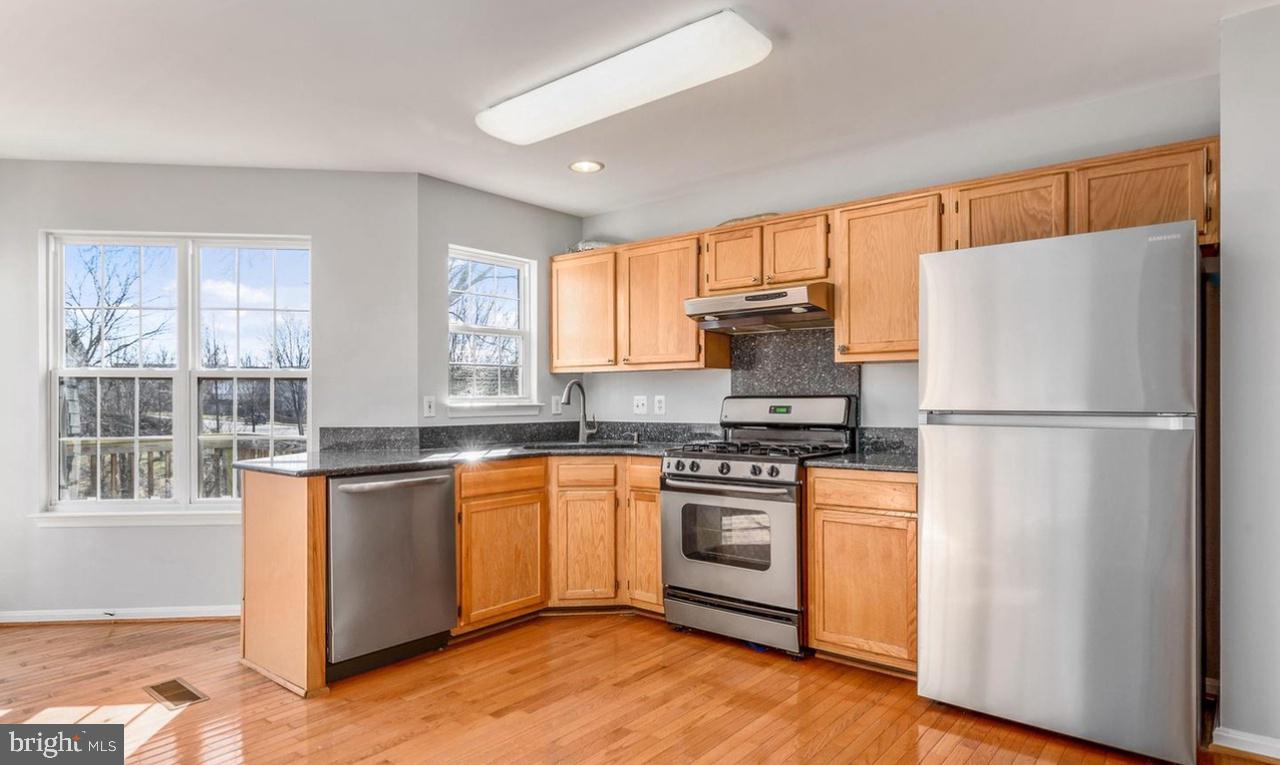 45461 Bluemont Junction Sq Property Photo 5