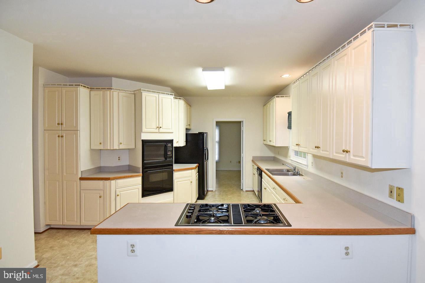 47313 Grandview Pl Property Photo 11