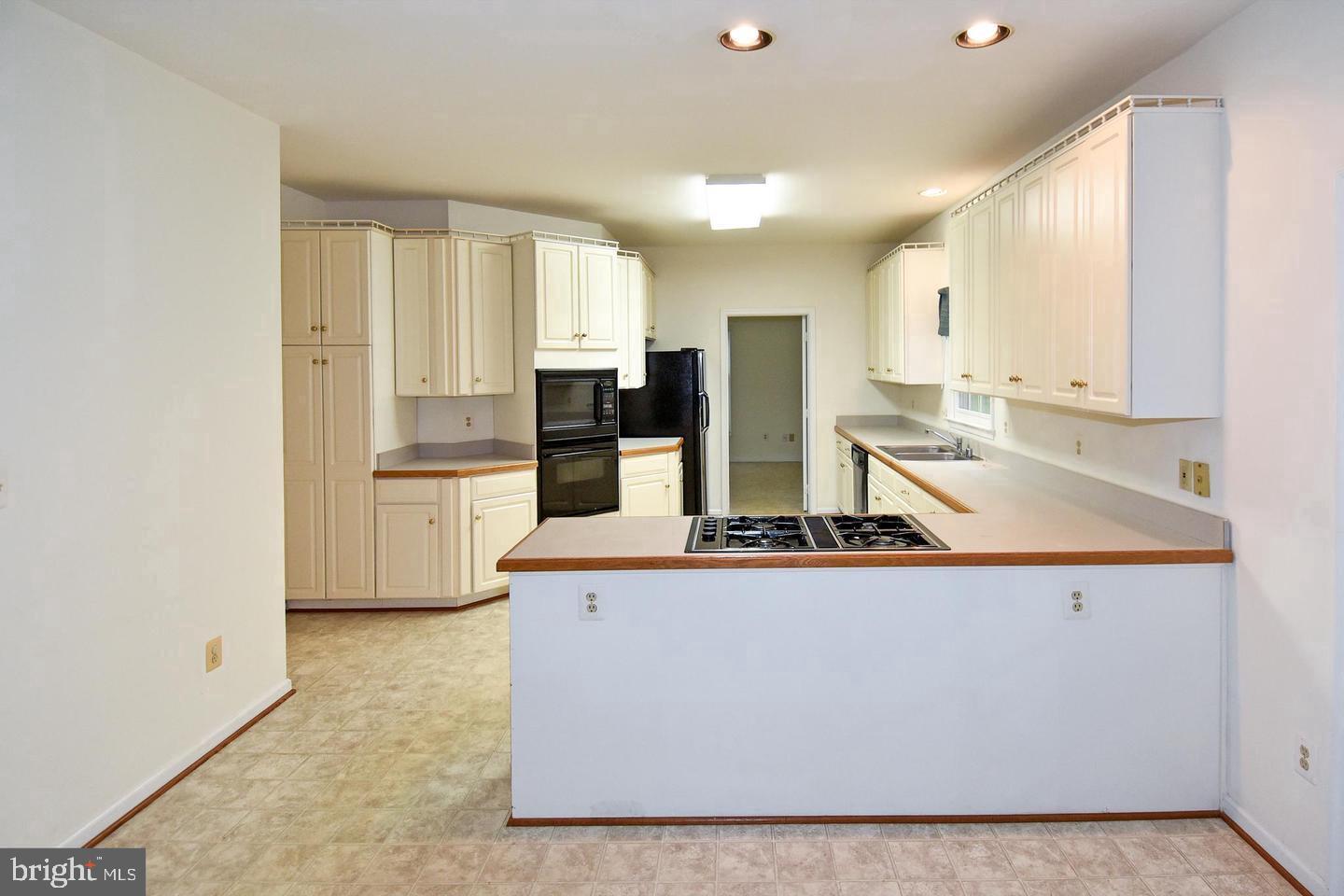 47313 Grandview Pl Property Photo 13