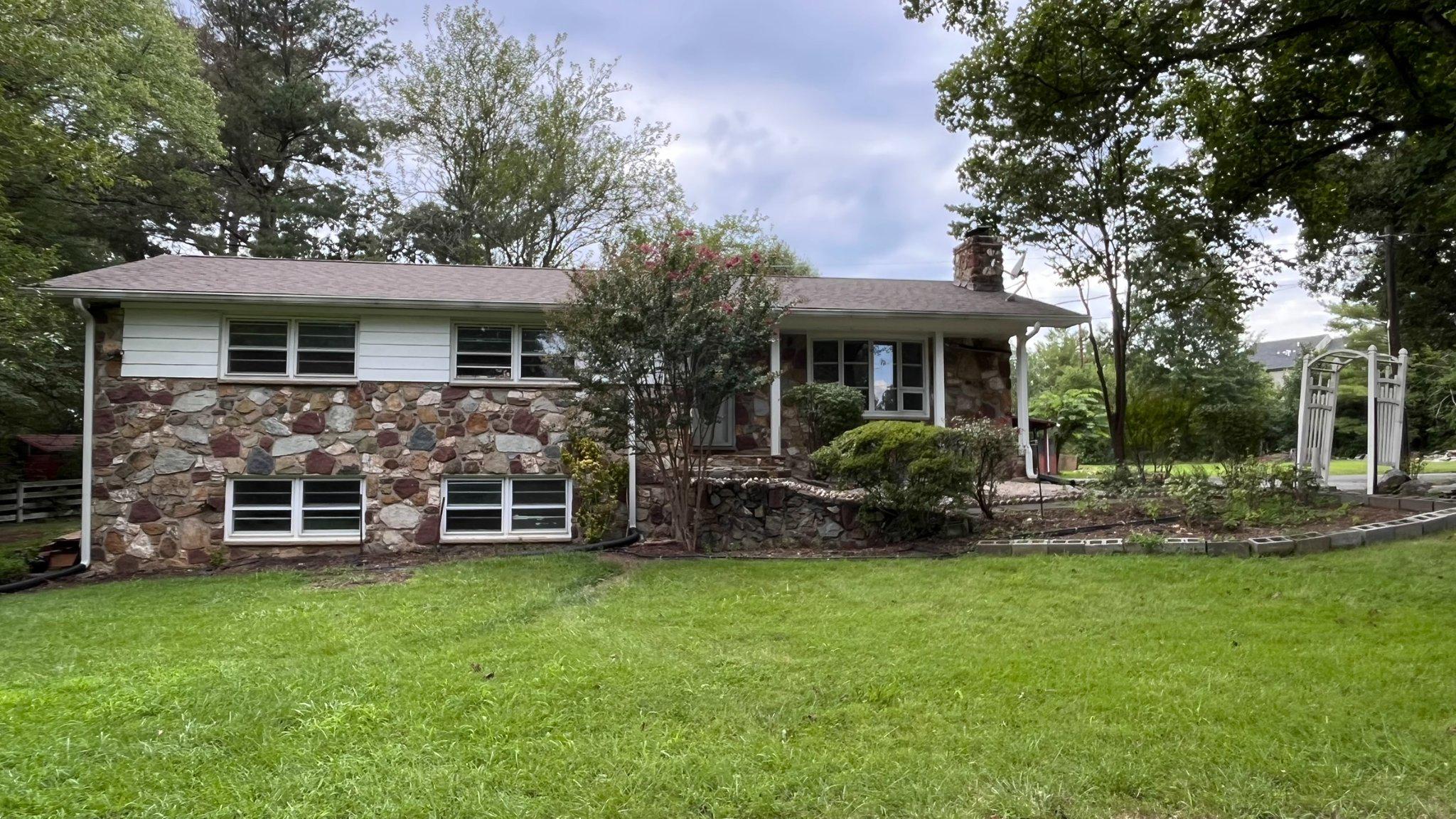 25339 Rainbow Ranch Ln Property Photo 1