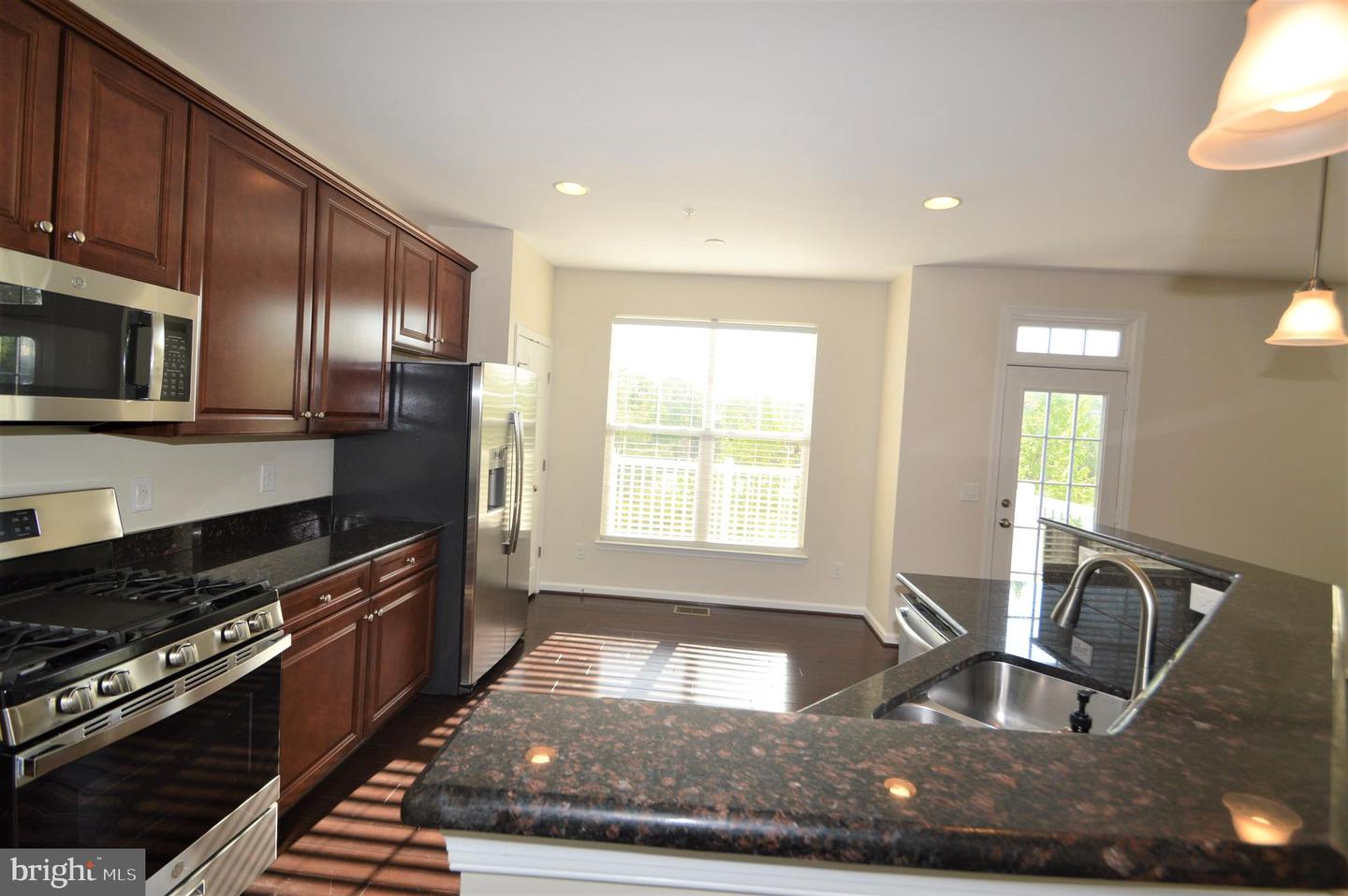 24646 Jackalope Ter Property Photo 12