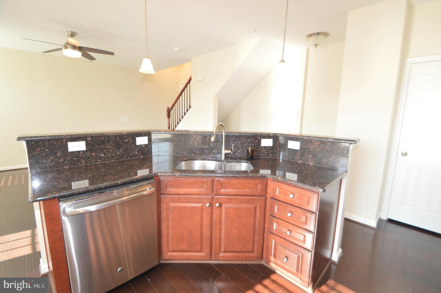 24646 Jackalope Ter Property Photo 13