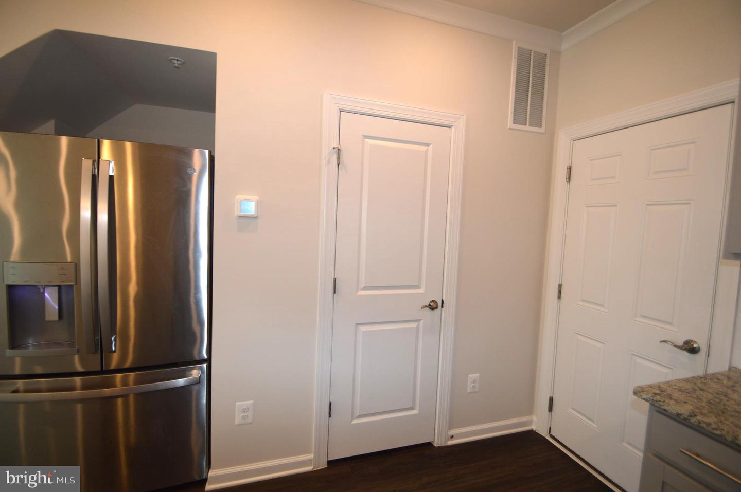 45091 Cappamore Ter Property Photo 22