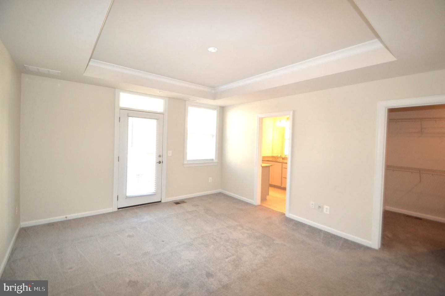 45091 Cappamore Ter Property Photo 24