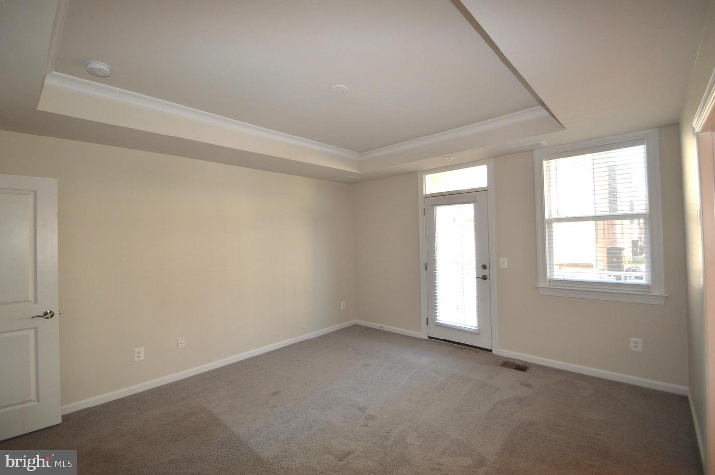 45091 Cappamore Ter Property Photo 25