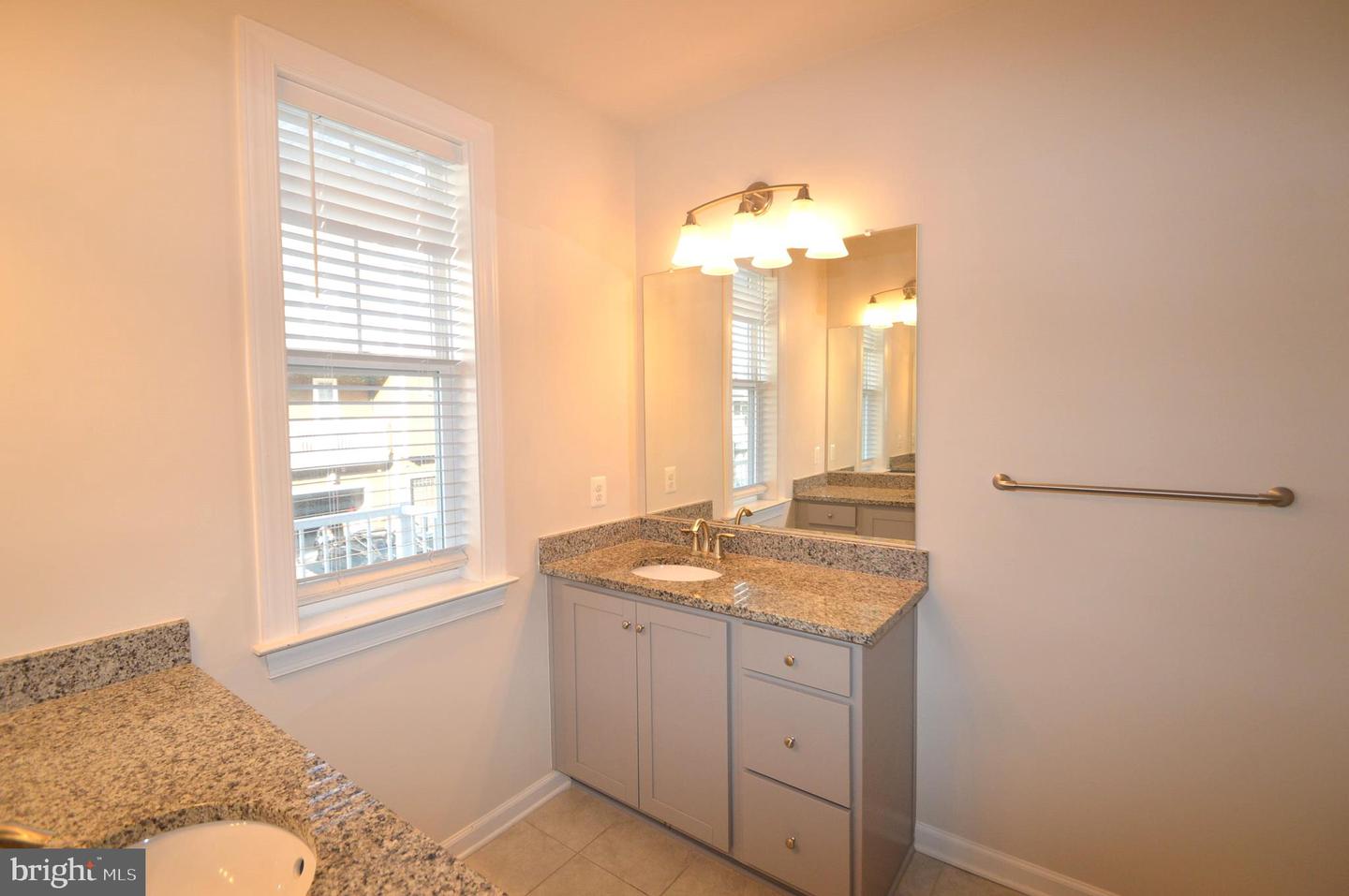 45091 Cappamore Ter Property Photo 29