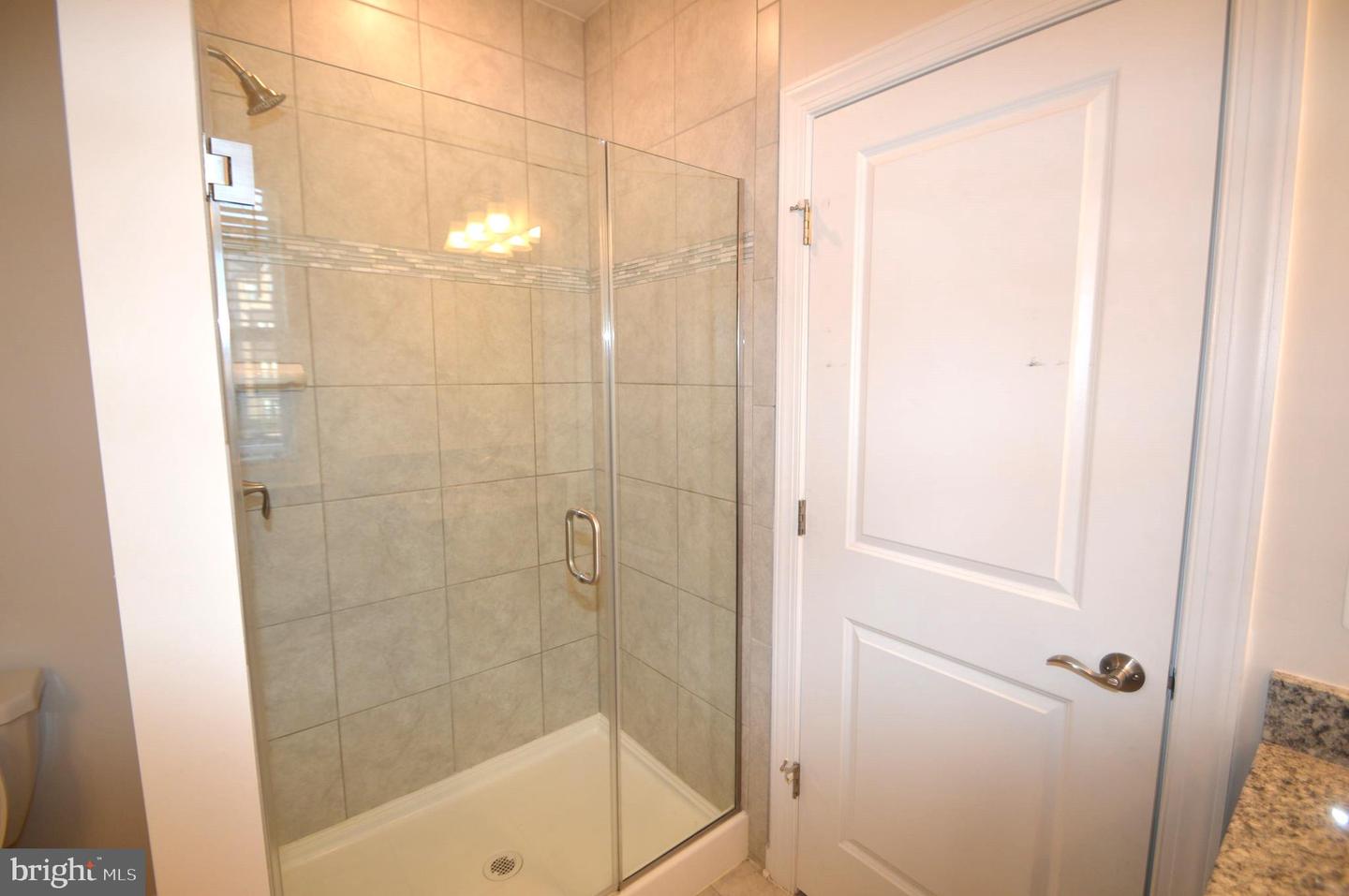 45091 Cappamore Ter Property Photo 31