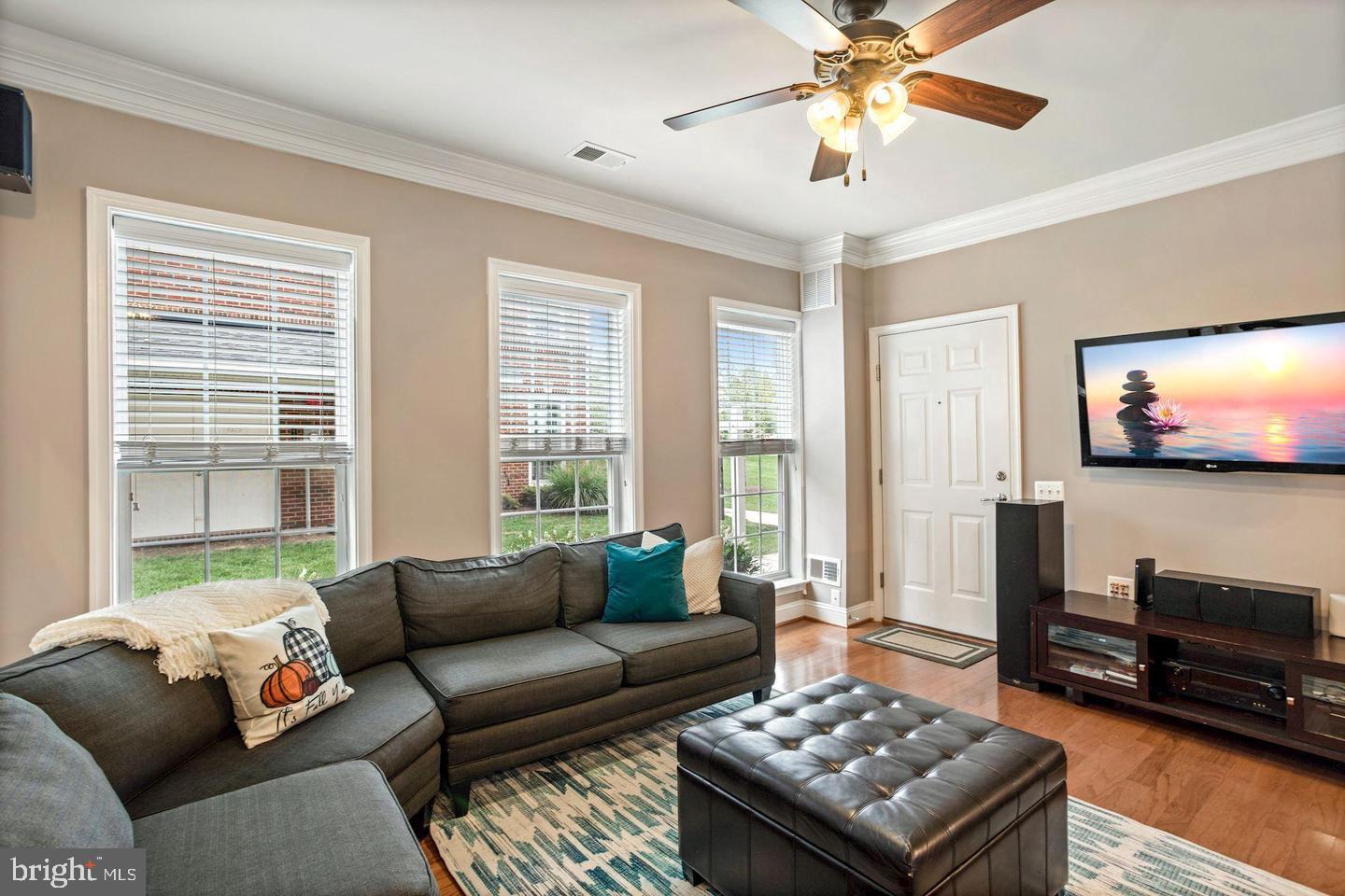 42816 Lauder Ter Property Photo 3