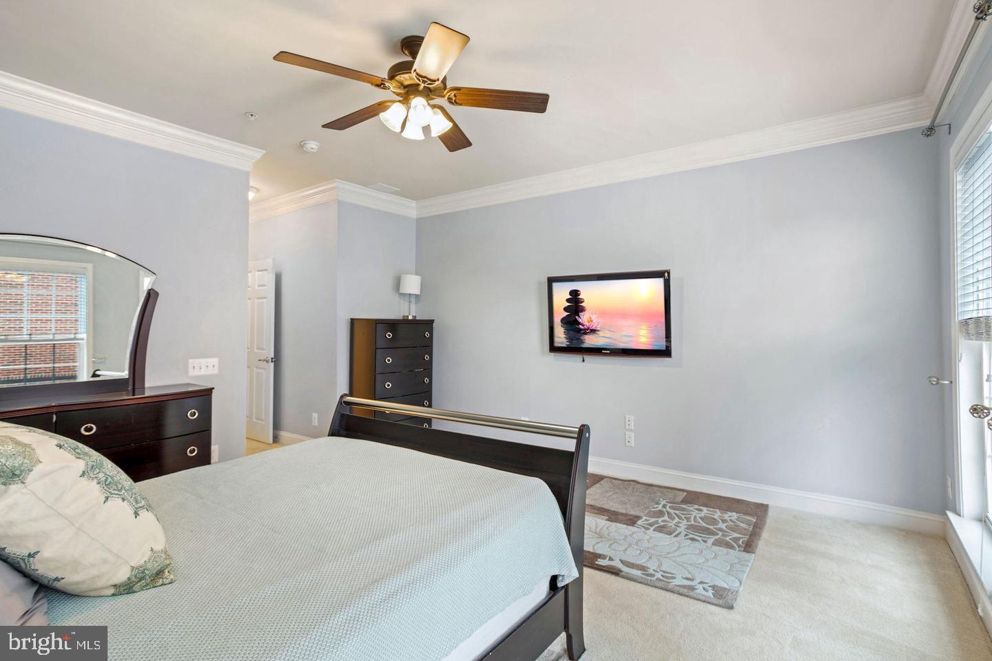 42816 Lauder Ter Property Photo 8
