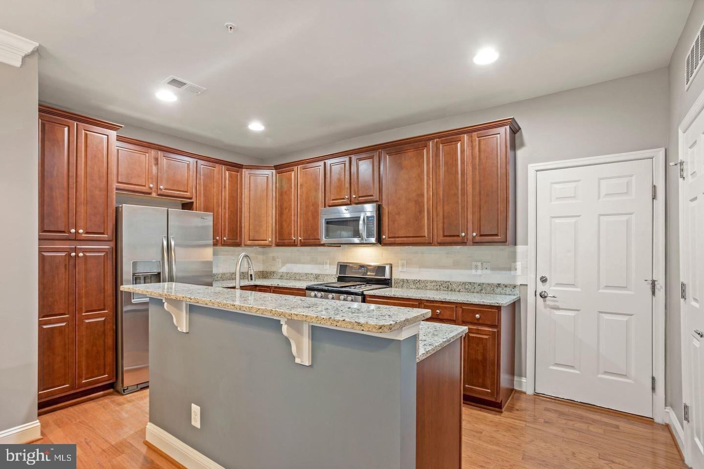 42816 Lauder Ter Property Photo 11