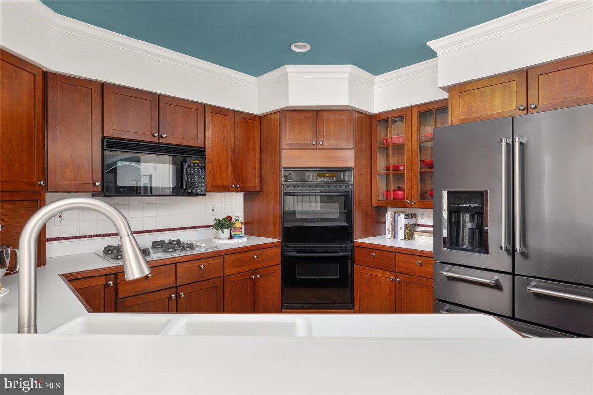 222 W Market St W Property Photo 11