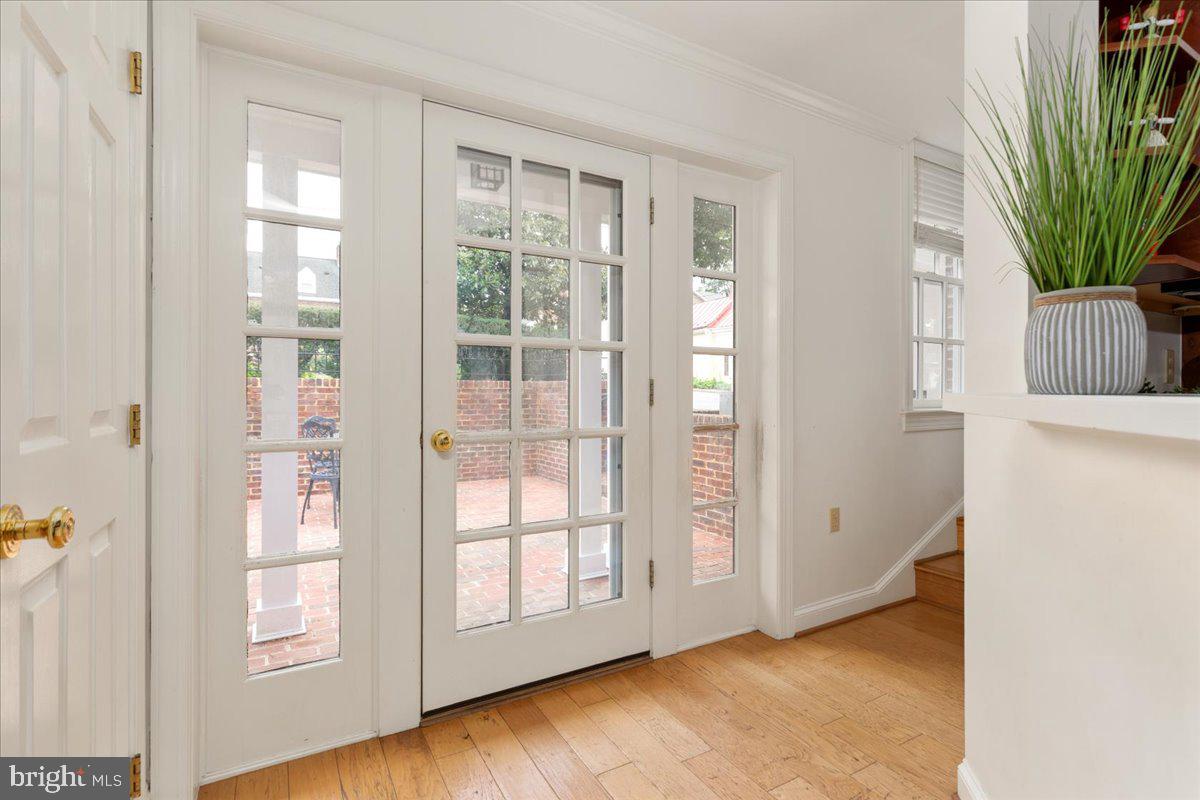 222 W Market St W Property Photo 15