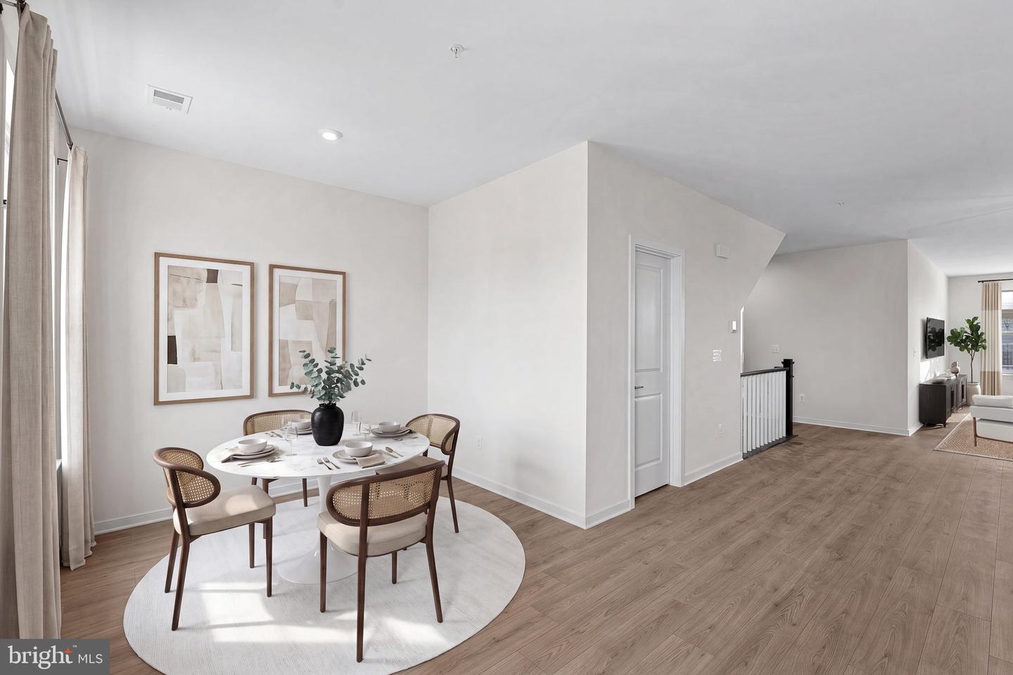 8 Sepia Sq #ka Property Photo 10