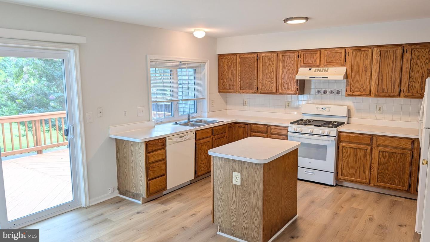 43543 Plantation Ter Property Photo 6