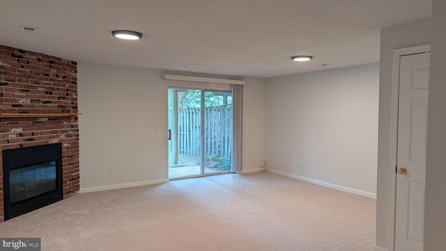 43543 Plantation Ter Property Photo 22