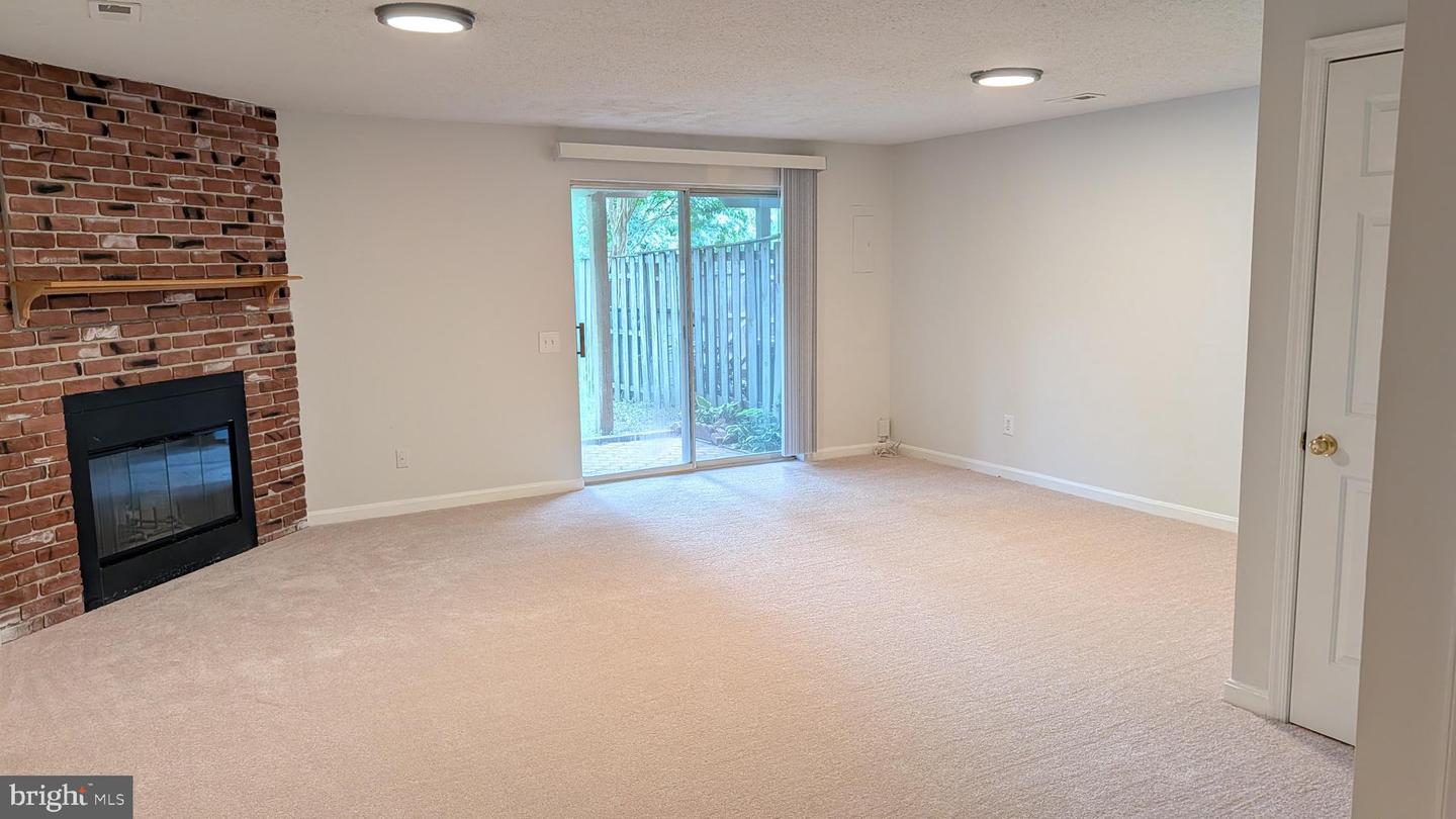43543 Plantation Ter Property Photo 23