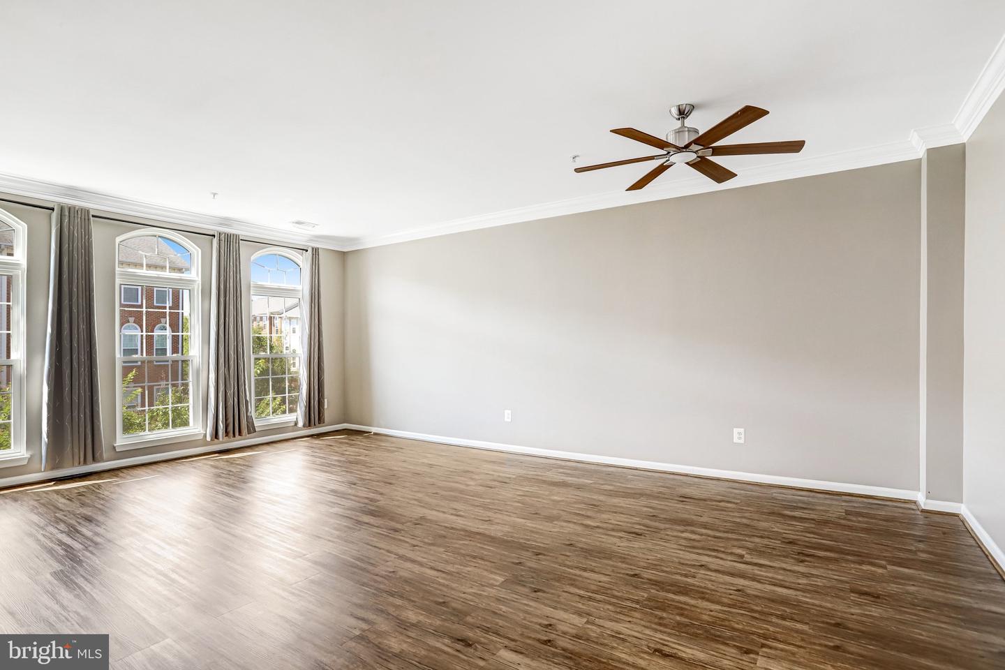 42217 Black Rock Ter Property Photo 10