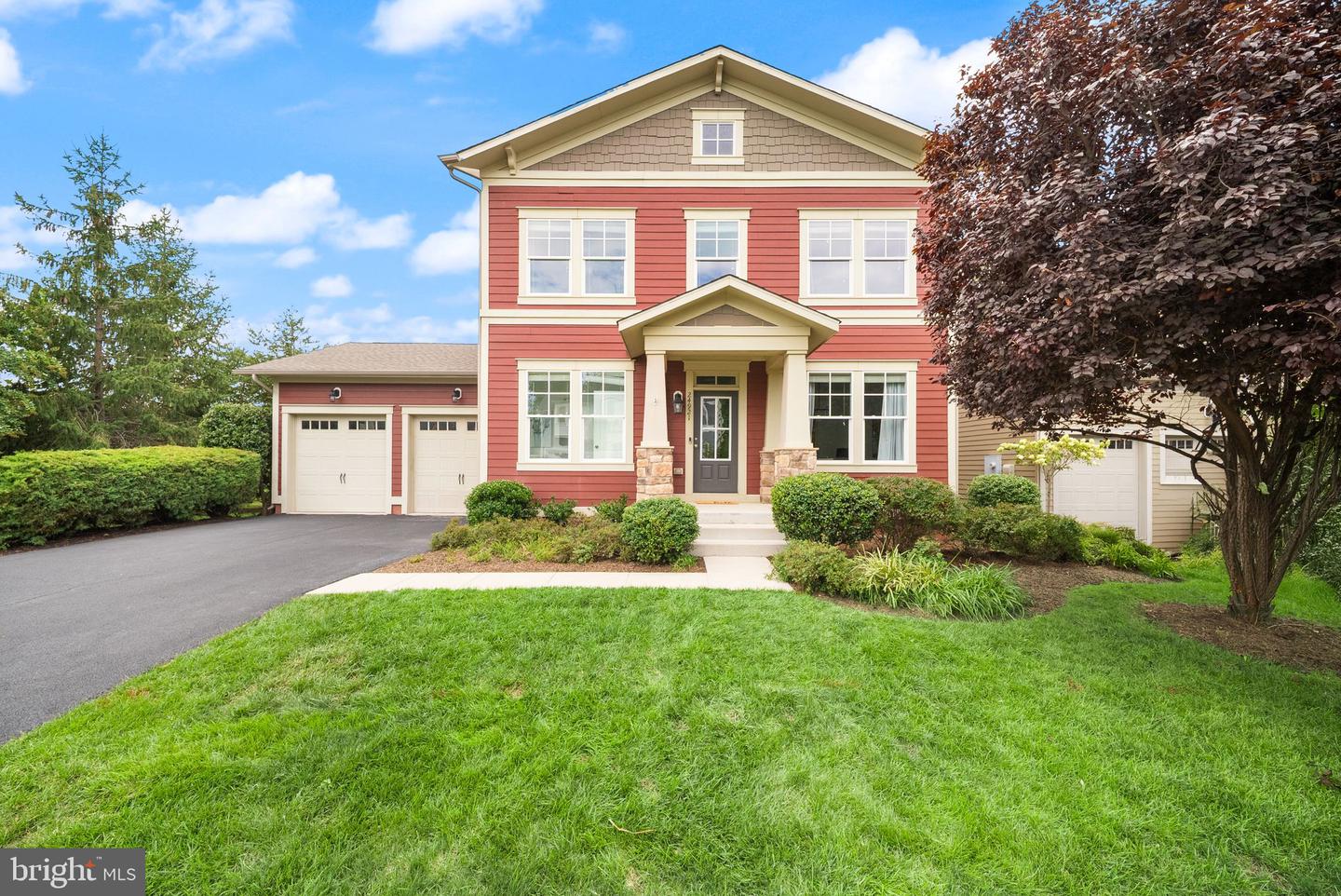 24921 Balmoral Glen Ct Property Photo 1