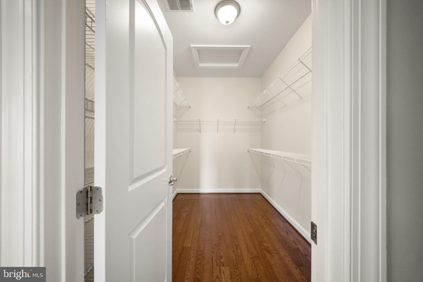 42532 Rowderbury Sq Property Photo 40