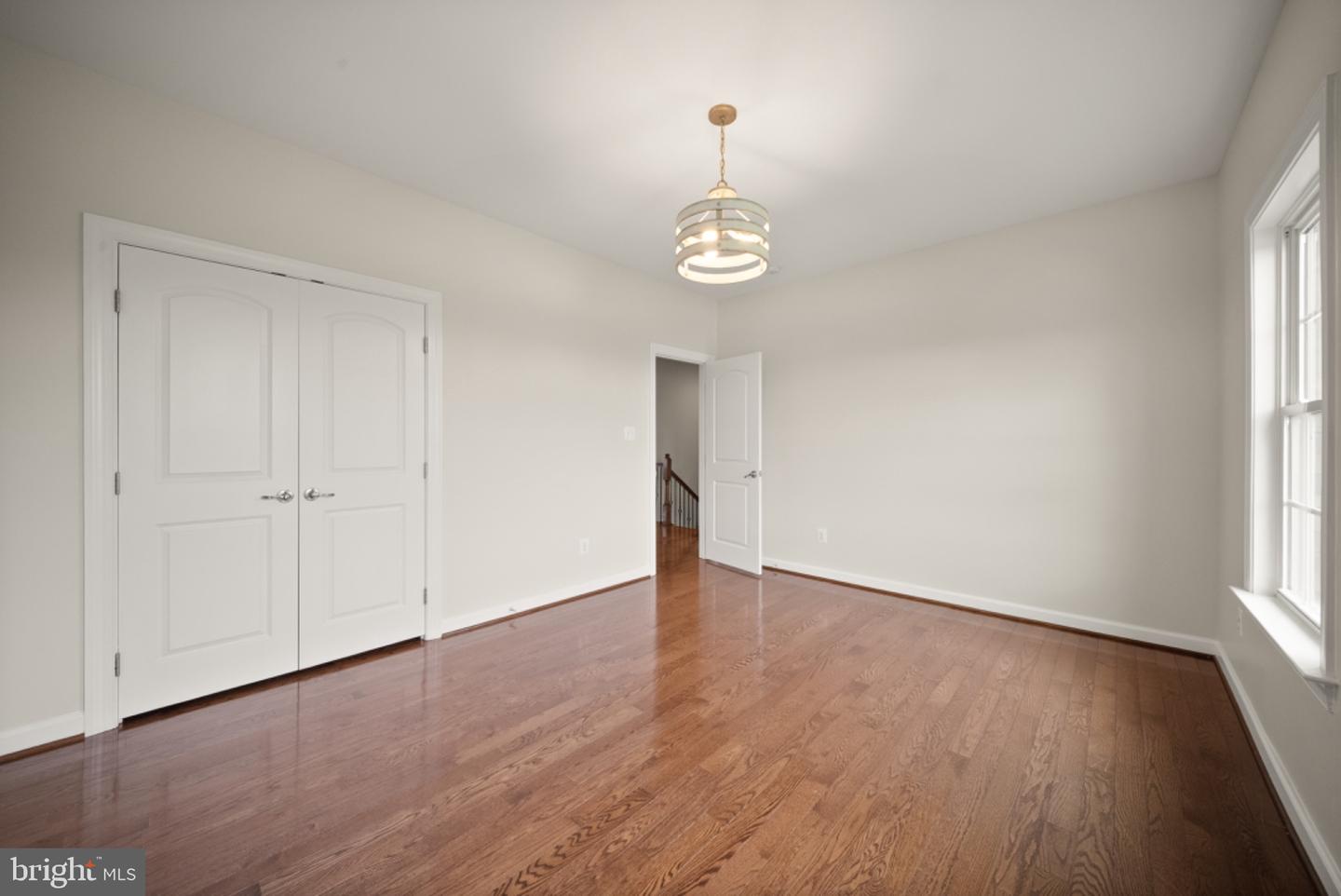 42532 Rowderbury Sq Property Photo 46