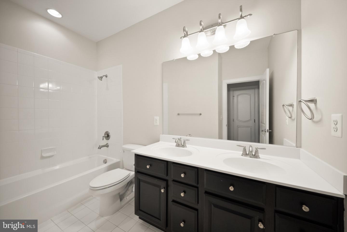 42532 Rowderbury Sq Property Photo 47