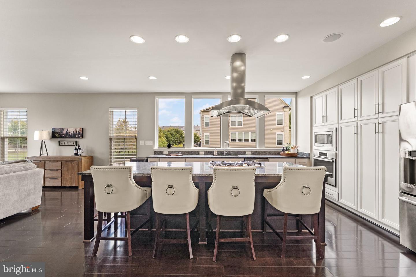 42248 Palladian Blue Ter Property Photo 17