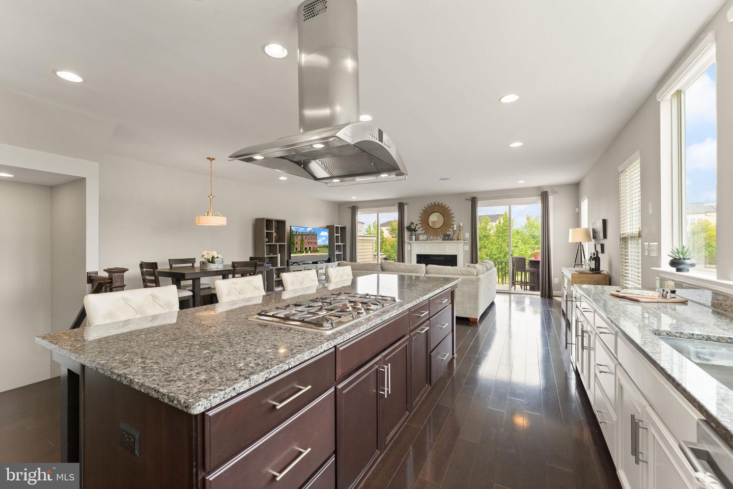 42248 Palladian Blue Ter Property Photo 22