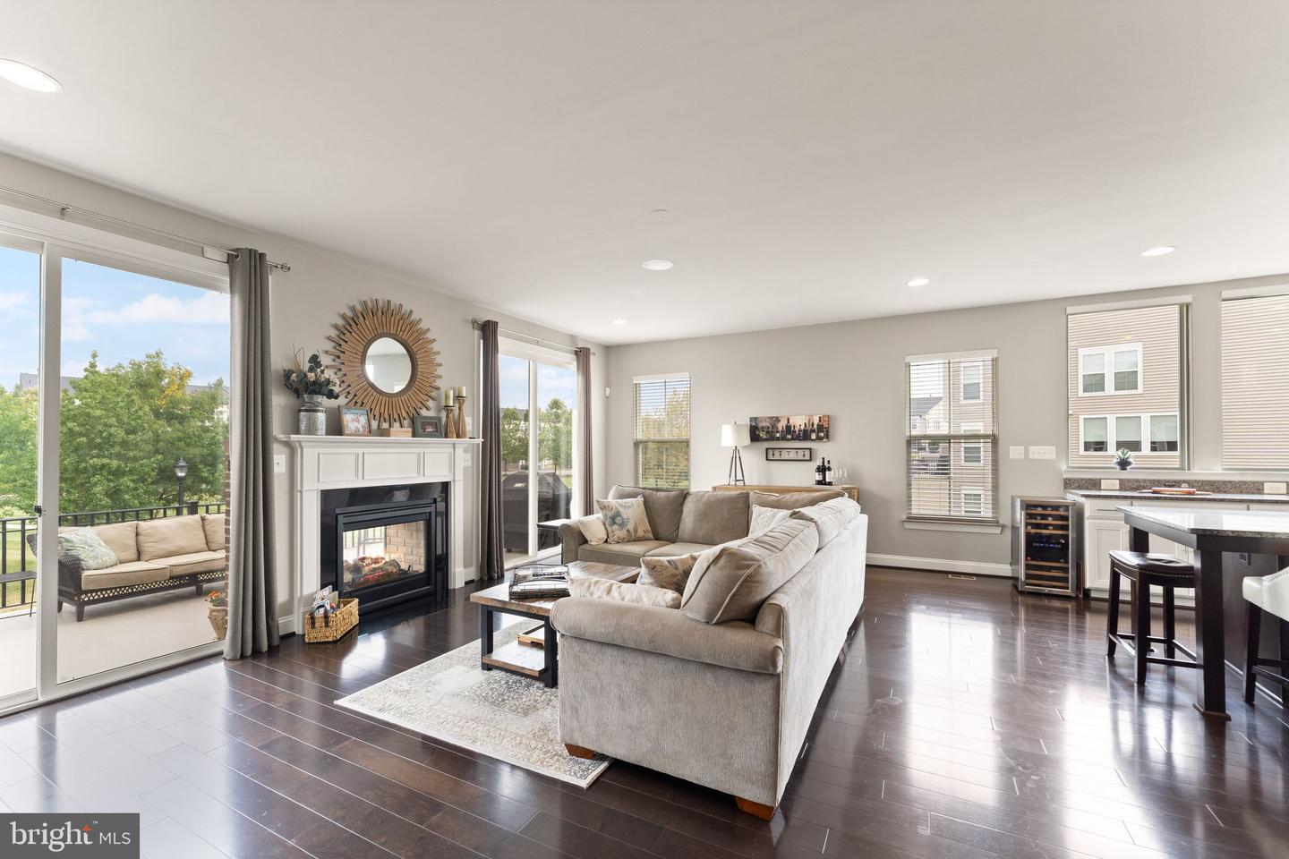 42248 Palladian Blue Ter Property Photo 27