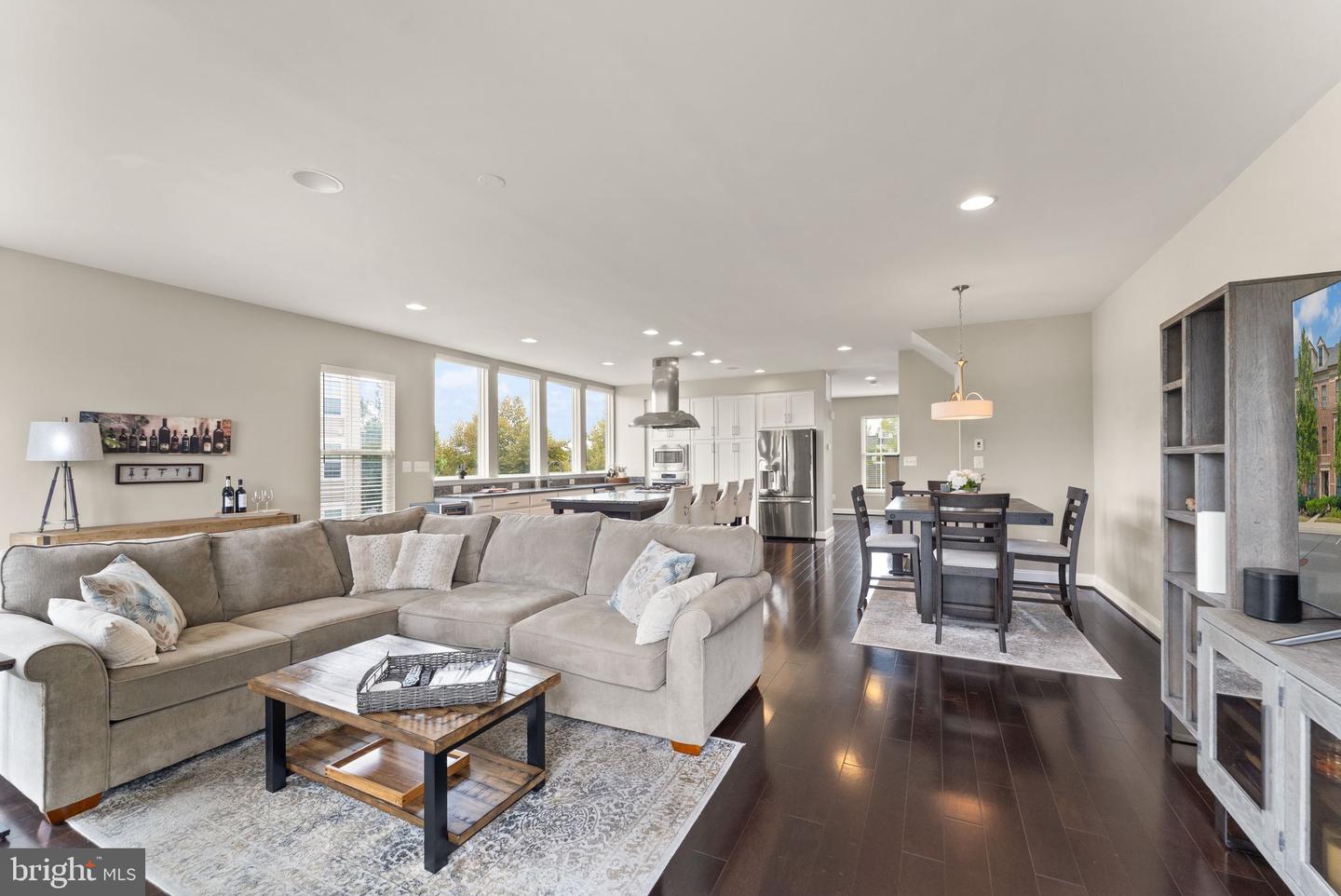42248 Palladian Blue Ter Property Photo 28