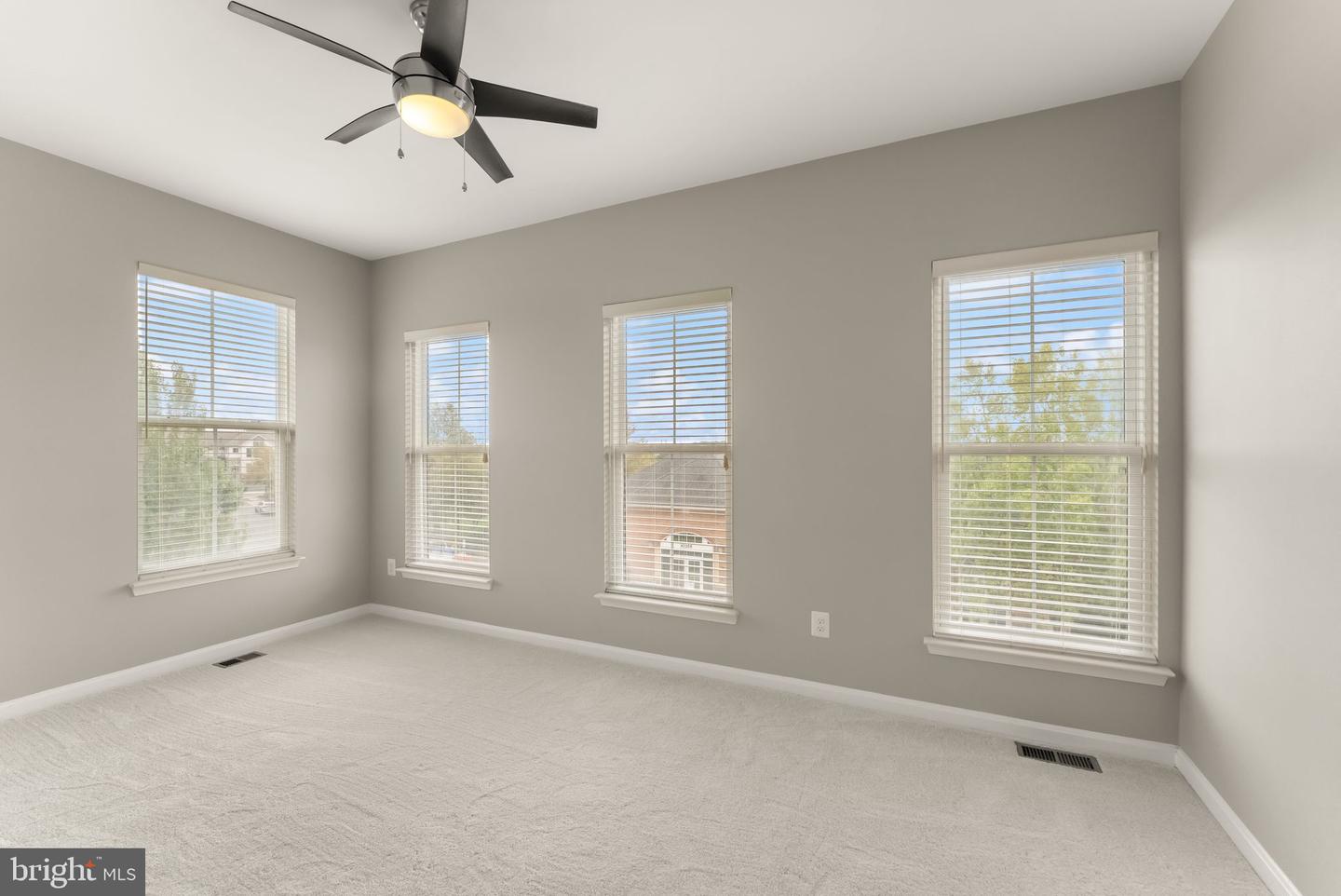 42248 Palladian Blue Ter Property Photo 50