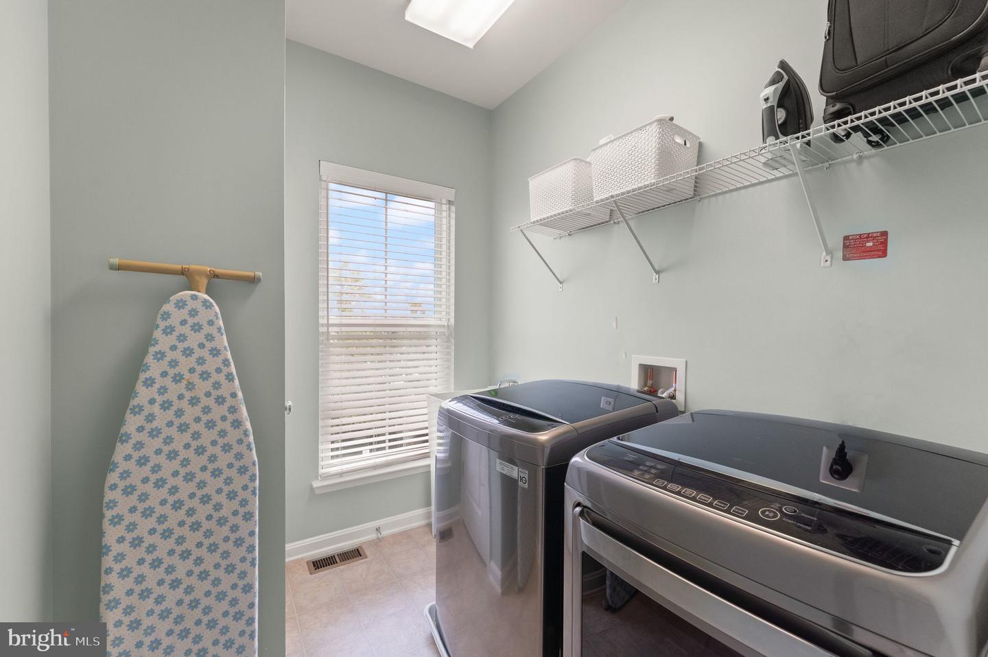 42248 Palladian Blue Ter Property Photo 58