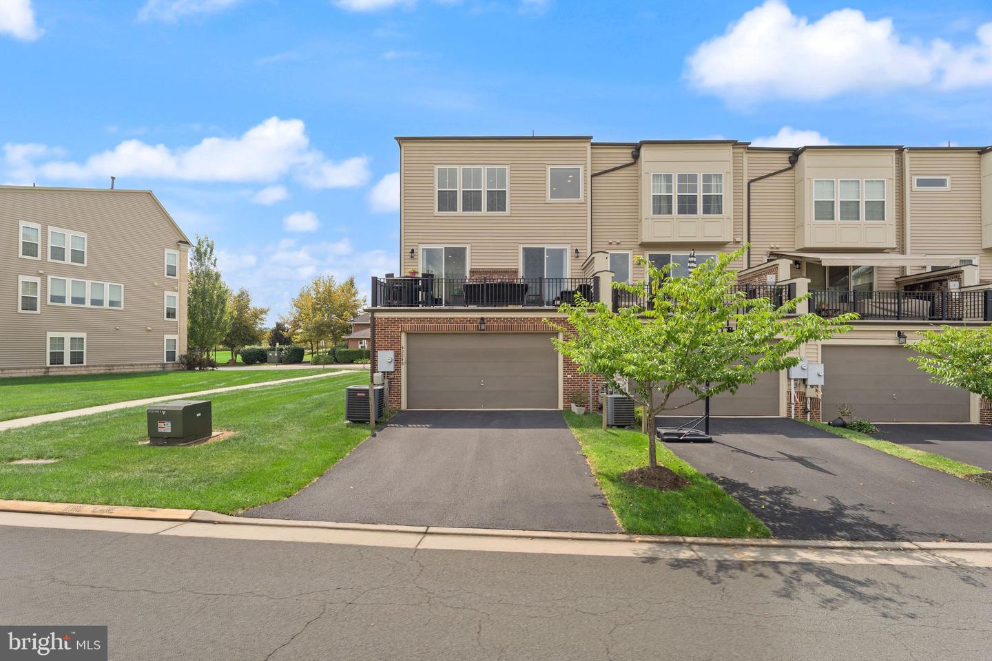 42248 Palladian Blue Ter Property Photo 63
