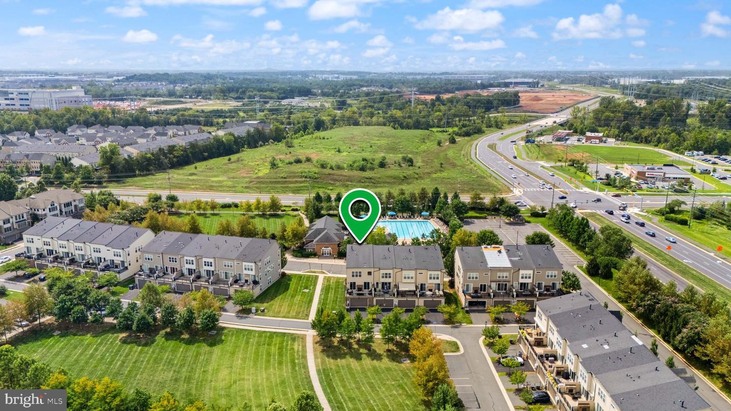42248 Palladian Blue Ter Property Photo 67